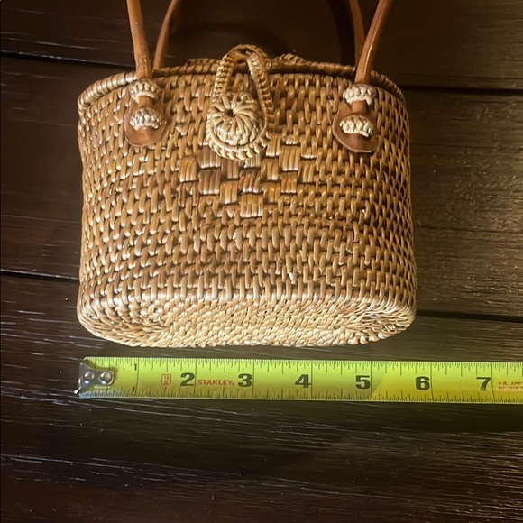 Trapeze Rattan Handbag - Picture 6 of 8